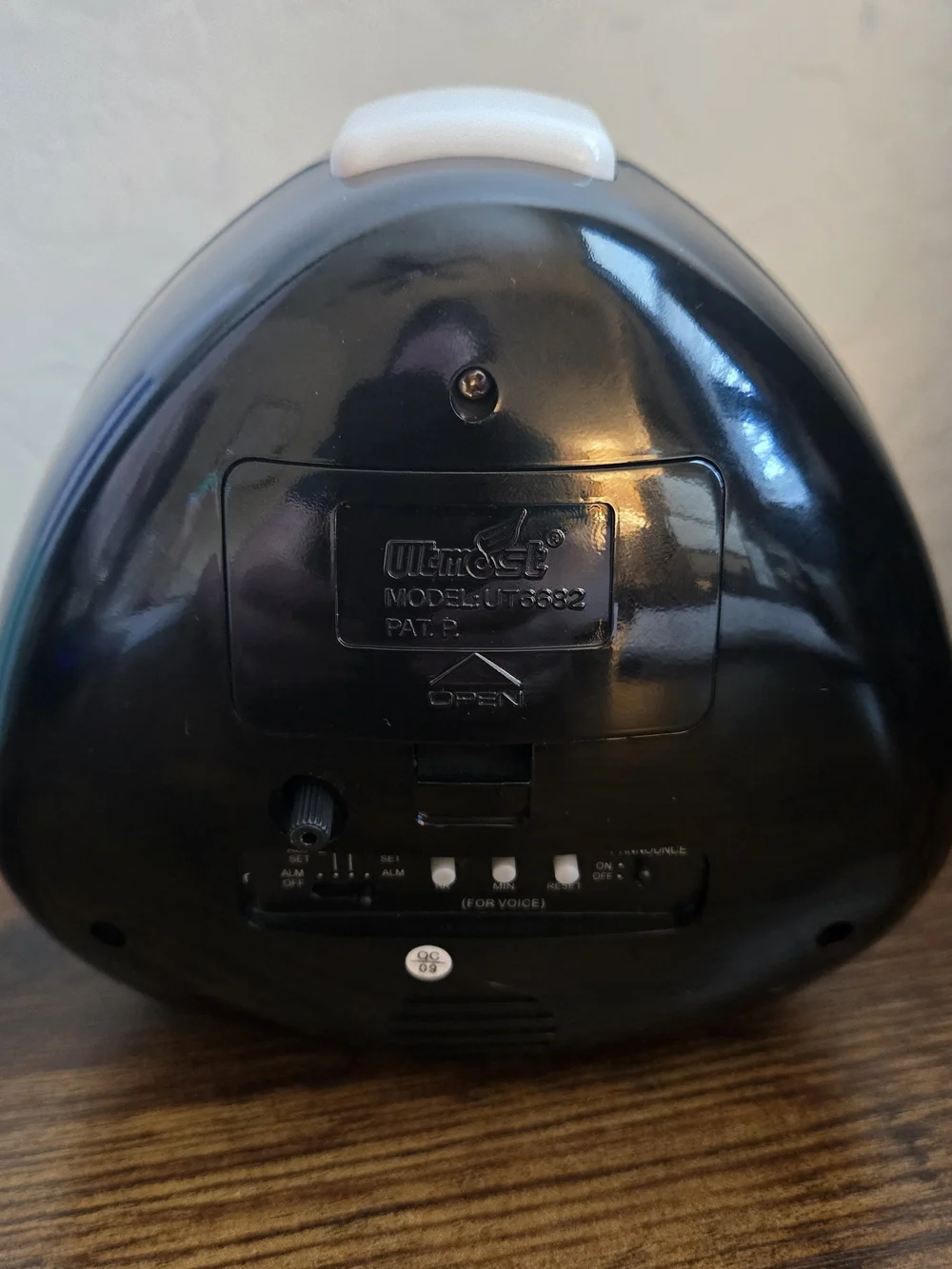 Vintage Ultmost Talking Alarm Clock Model UT6682 Black Memphis Style w/ Box